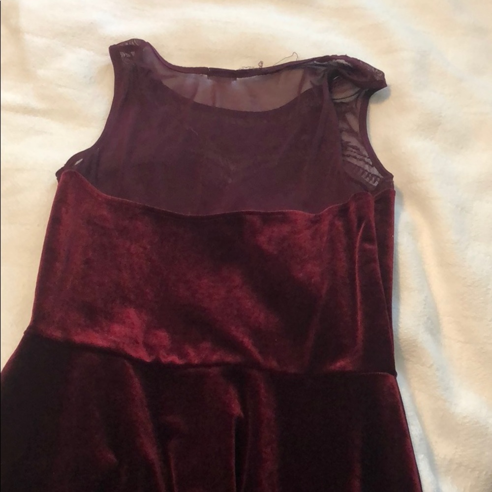 Dress - Picture 4 of 4